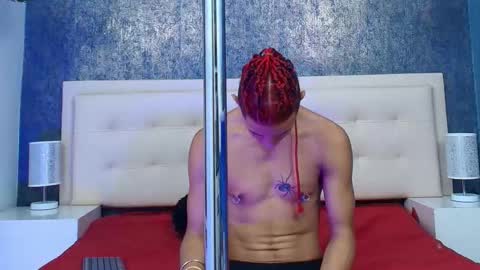   online show from 10/03/25, 03:47