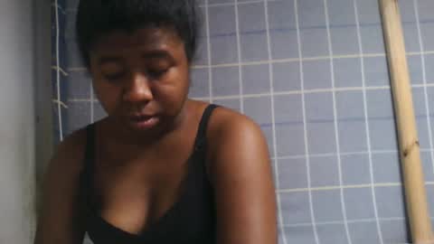 Snapshot of ericka01 chatting on 07/11/26, 07:33 ericka01 online show from 07/11/26, 07:33