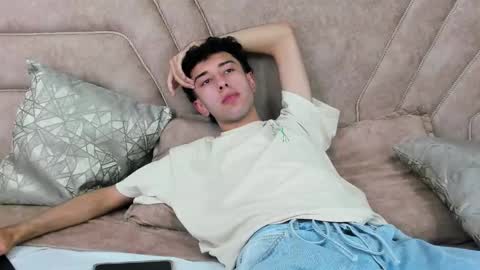 Erick online show from 03/03/25, 01:31