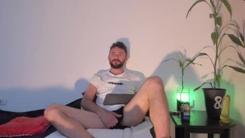 Snapshot of erickpritz_xh chatting on 04/19/26, 10:23 erickpritz_xh online show from 04/19/26, 10:23