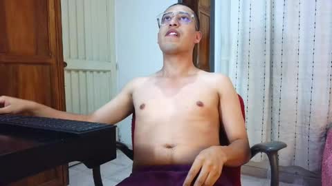Eriick online show from 05/11/26, 01:33