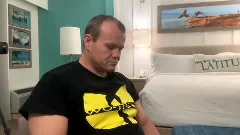 Lea  Erik online show from 11/22/25, 11:26