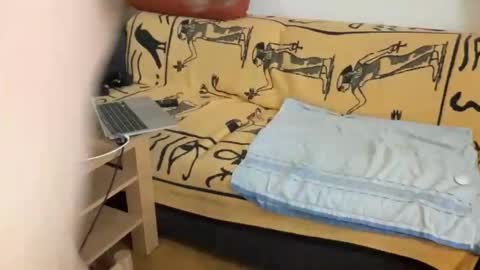 erik6980 online show from 11/02/25, 07:44