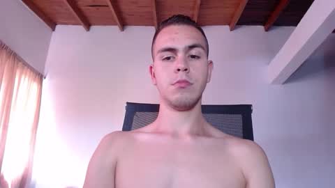 Erik rodriguez online show from 10/06/25, 06:16