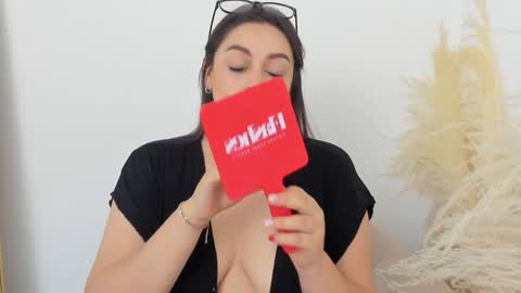 Snapshot of erika_mendez1 chatting on 12/03/24, 08:17 Erika Mendez online show from 12/03/24, 08:17