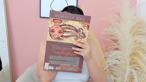 Snapshot of erika_mendez1 chatting on 01/08/25, 08:18 Erika Mendez online show from 01/08/25, 08:18