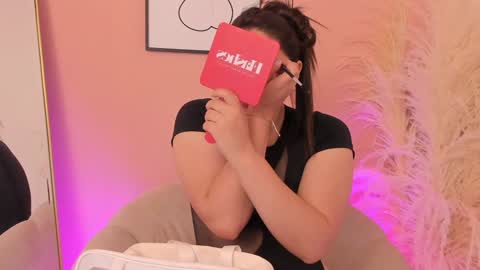 Snapshot of erika_mendez1 chatting on 01/09/25, 08:33 Erika Mendez online show from 01/09/25, 08:33