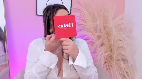 Snapshot of erika_mendez1 chatting on 02/25/25, 07:14 Erika Mendez online show from 02/25/25, 07:14