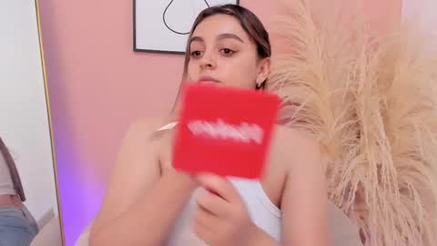 Snapshot of erika_mendez1 chatting on 03/03/25, 06:55 Erika Mendez online show from 03/03/25, 06:55