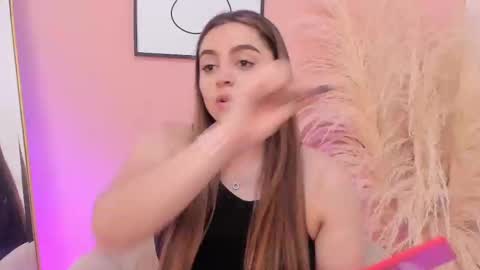 Snapshot of erika_mendez1 chatting on 03/04/25, 07:22 Erika Mendez online show from 03/04/25, 07:22