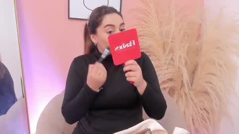 Snapshot of erika_mendez1 chatting on 03/11/25, 07:03 Erika Mendez online show from 03/11/25, 07:03