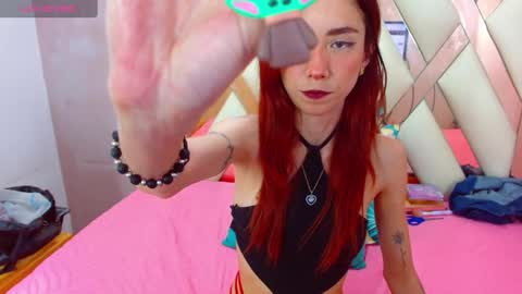 Snapshot of erika_stevens chatting on 02/02/25, 05:59 E R I K A - SAGITARIO..... online show from 02/02/25, 05:59