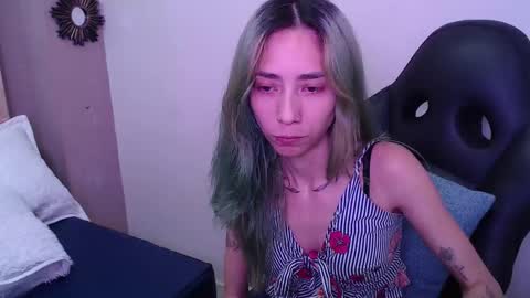 Snapshot of erika_stevens chatting on 11/23/25, 03:56 E R I K A - SAGITARIO..... online show from 11/23/25, 03:56