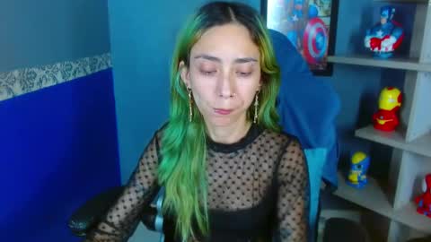 Snapshot of erika_stevens chatting on 12/03/25, 12:18 E R I K A - SAGITARIO..... online show from 12/03/25, 12:18