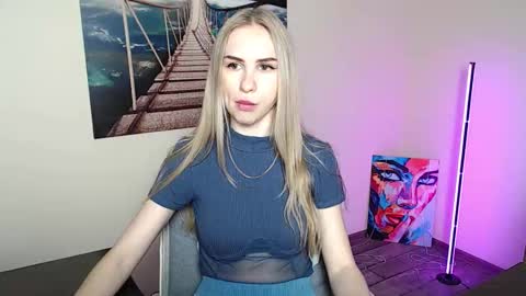 Erika online show from 05/27/26, 12:02