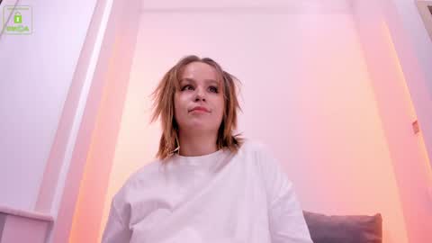 Erika online show from 12/09/24, 04:12