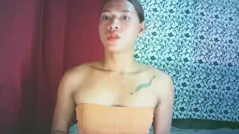 Erika online show from 01/11/25, 03:34