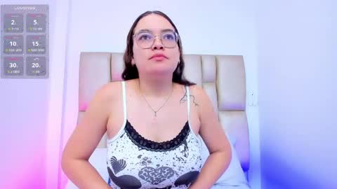Snapshot of erikastar_ chatting on 05/07/26, 11:59 Erika online show from 05/07/26, 11:59