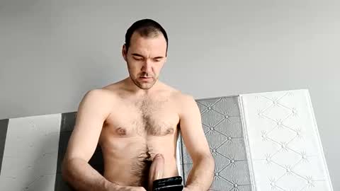Snapshot of eriks17cm chatting on 04/09/26, 01:05 HunStroker online show from 04/09/26, 01:05