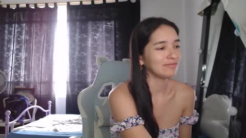 erina_1 online show from 11/27/25, 04:31