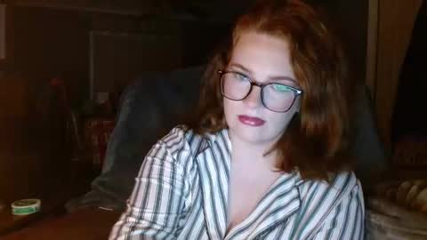 Erinlove online show from 11/13/25, 08:46