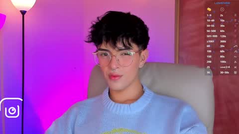   online show from 02/07/25, 09:15