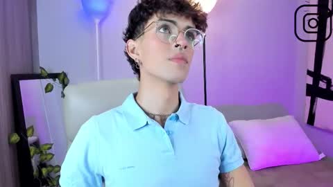   online show from 11/11/25, 11:21