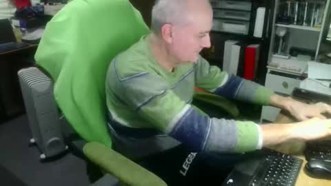 ernello online show from 11/15/25, 11:10