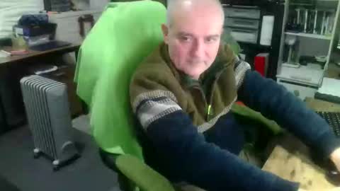 ernello online show from 12/01/25, 10:26