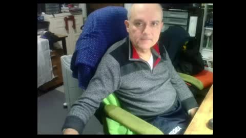 Snapshot of ernello chatting on 06/27/26, 12:22 ernello online show from 06/27/26, 12:22