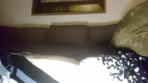 Snapshot of ernestdom123 chatting on 01/10/25, 07:25 Hmmmhmmmm online show from 01/10/25, 07:25