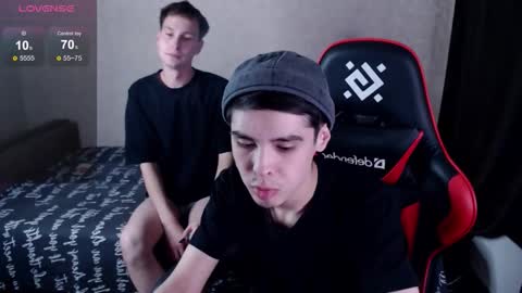 Snapshot of ernestwong chatting on 11/08/25, 07:34 Erny online show from 11/08/25, 07:34