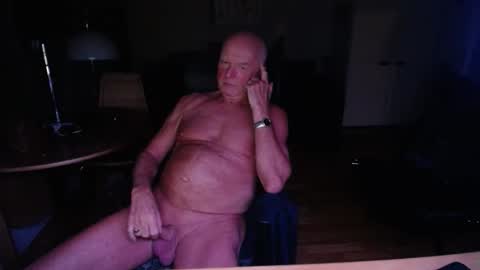 eroen online show from 09/11/25, 09:48