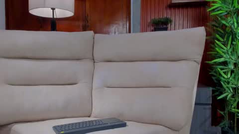 Snapshot of eros_becker_ chatting on 04/25/26, 04:15 eros_becker_ online show from 04/25/26, 04:15