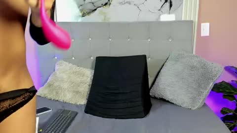Eros Lux1 online show from 05/22/26, 12:33