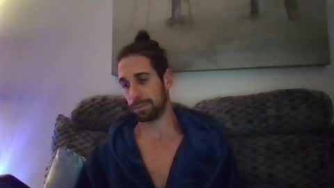 Snapshot of eroscharm chatting on 11/29/25, 01:52 eroscharm online show from 11/29/25, 01:52