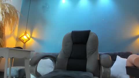 Eross online show from 02/17/26, 12:23