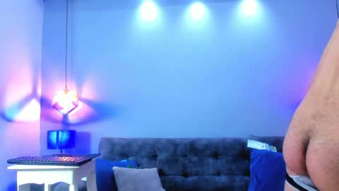 Eross online show from 04/30/26, 09:41