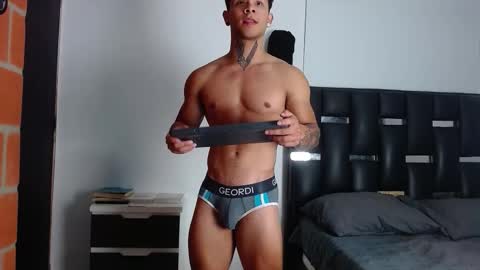 Eros online show from 09/25/25, 04:54