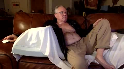 eros online show from 12/04/24, 04:10