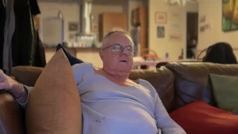 eros online show from 02/04/26, 12:11