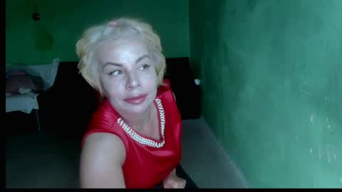 Snapshot of erotic_dessire chatting on 04/09/26, 06:46 Eve online show from 04/09/26, 06:46