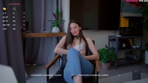 SOFIA  DAMIEN   PVT MODEL online show from 04/15/26, 10:00