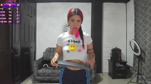 Valentine online show from 12/17/24, 06:42