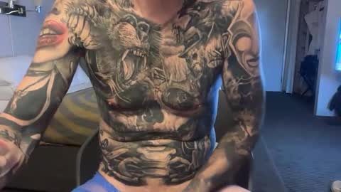 Snapshot of eroticcloseups chatting on 10/22/25, 01:06 Erotic CloseUps online show from 10/22/25, 01:06