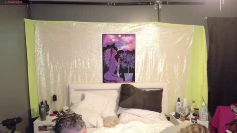 Cash  Carry Fox online show from 10/17/25, 12:14