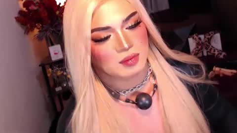 Anastasia online show from 01/02/25, 12:35