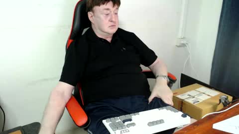 Snapshot of eroticon_6 chatting on 02/10/25, 03:24 Tom Delaney online show from 02/10/25, 03:24