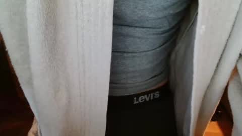 Erzzoo online show from 01/06/26, 05:05