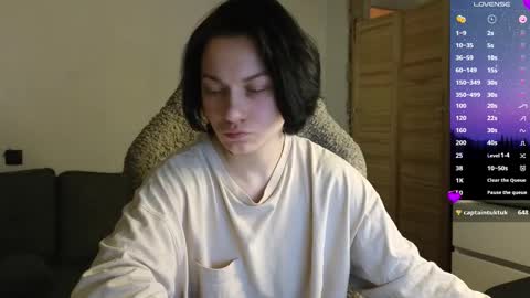 esajukyy online show from 02/26/26, 04:50